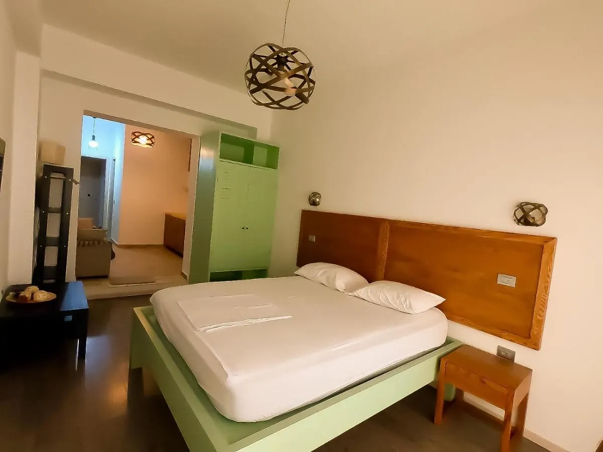 Guesthouse 1932 Himare 0*,  Albania