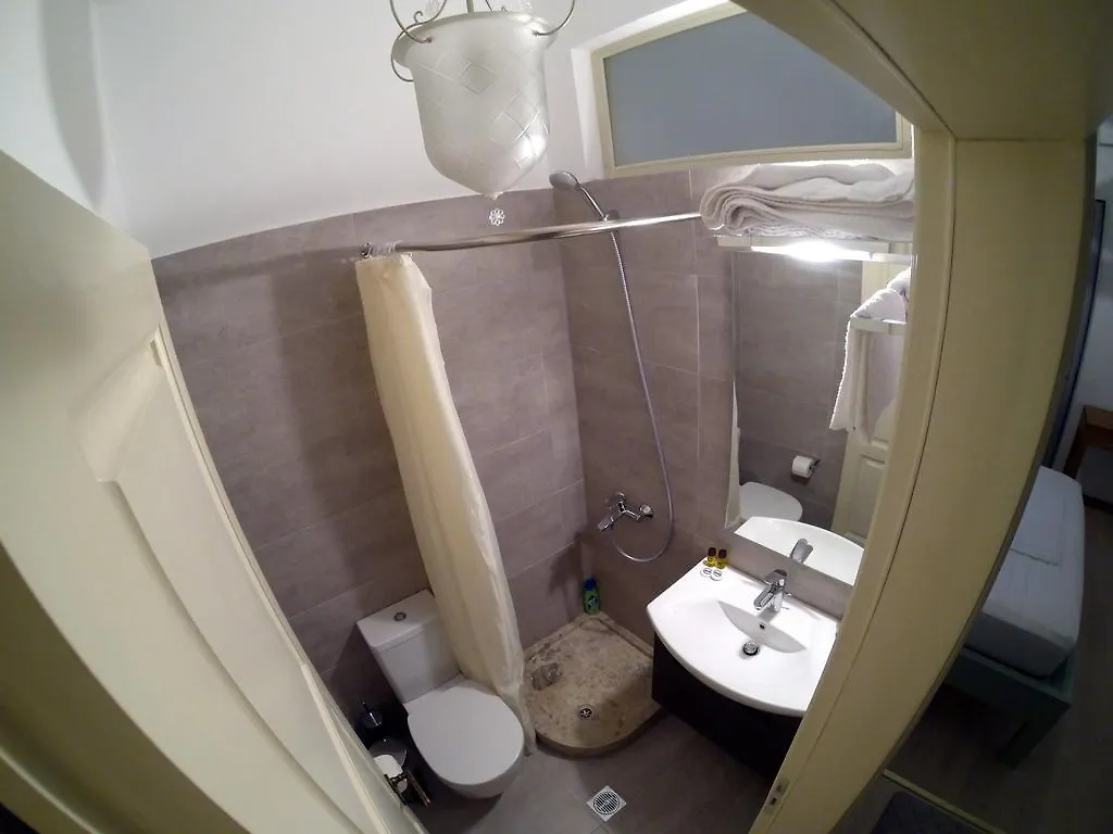 Bed & Breakfast Guesthouse 1932 Himare Albania